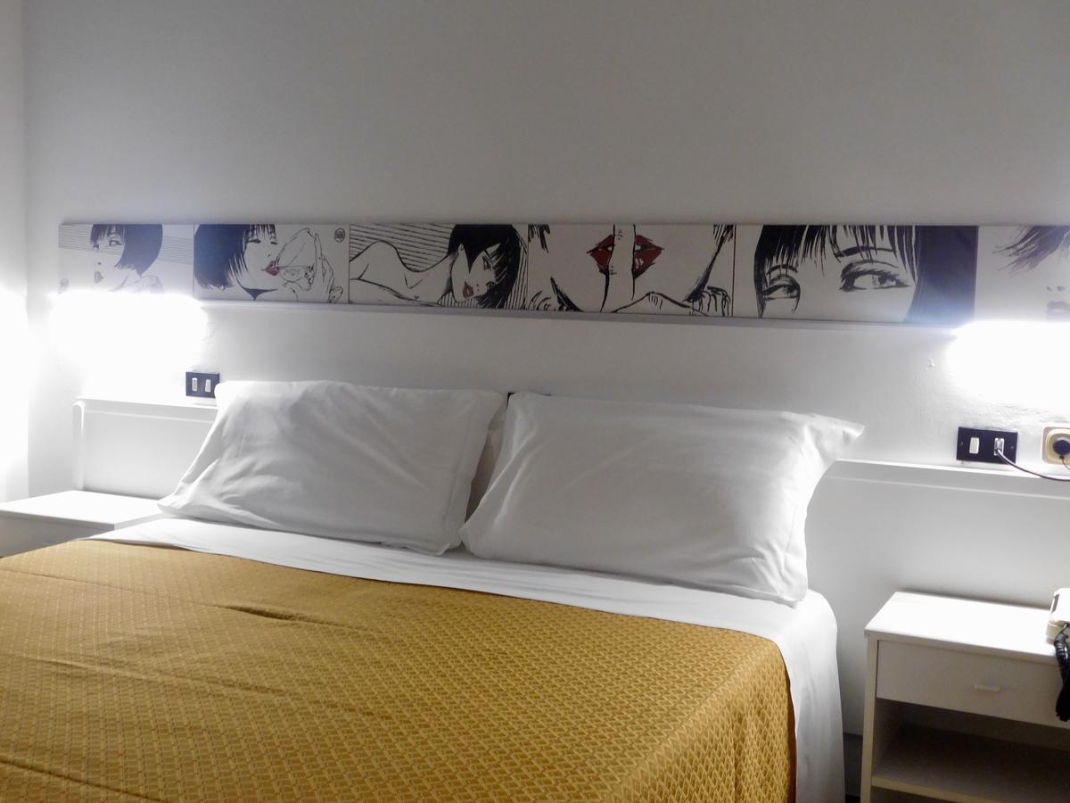 Hotel Dolores Rimini Buitenkant foto